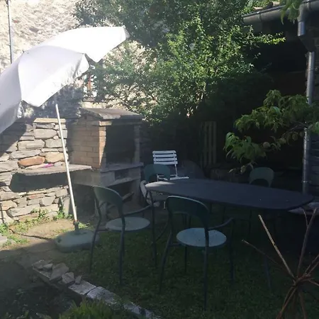 Rustico Cadrobi 20 * San Vittore